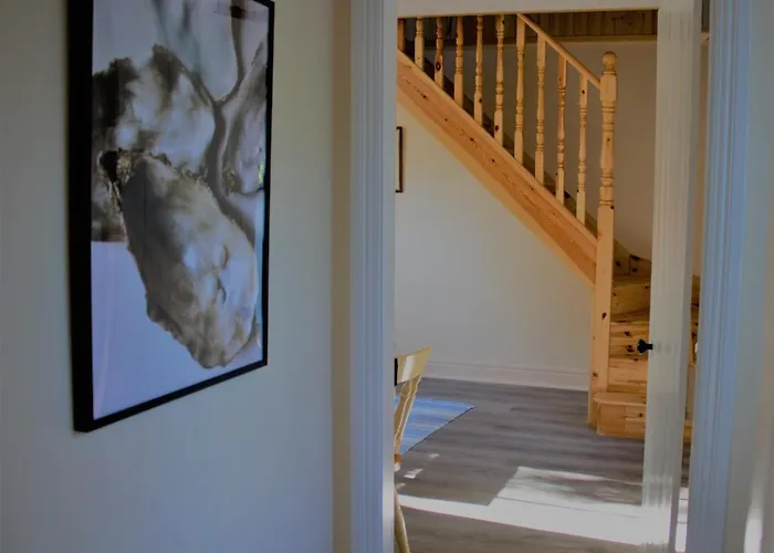 1 Bed Flat - Sleeps 2 - Parking - Wifi קנמארה